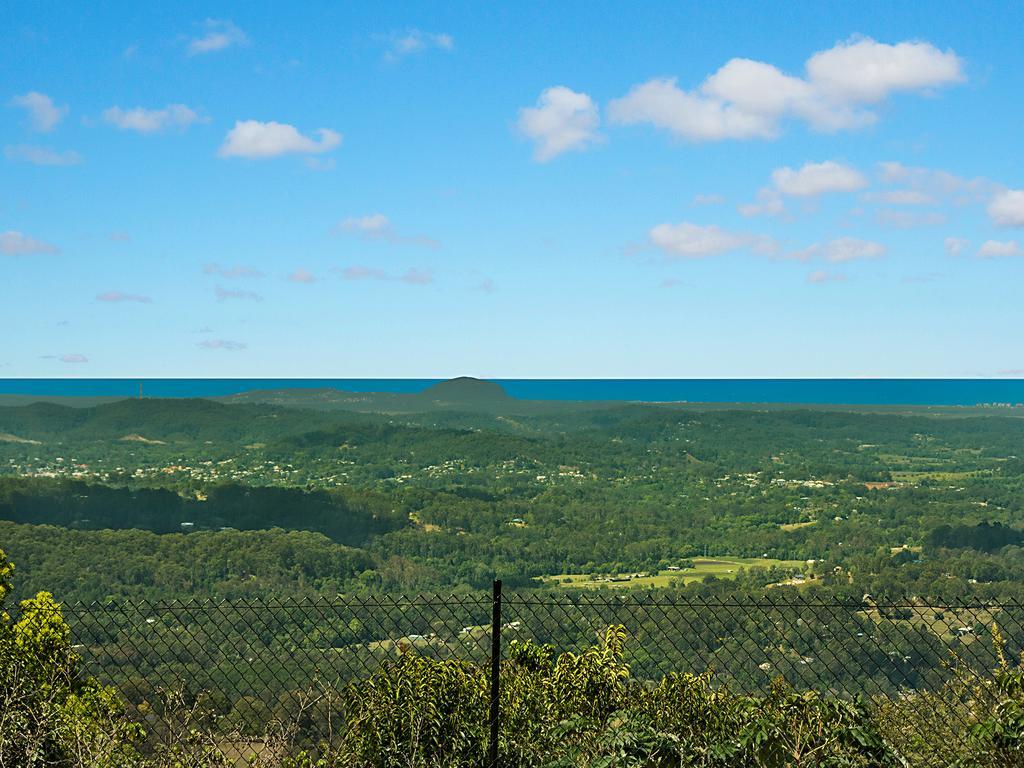 Altitude On מונטוויל מראה חיצוני תמונה View from the summit of Mount Coolum